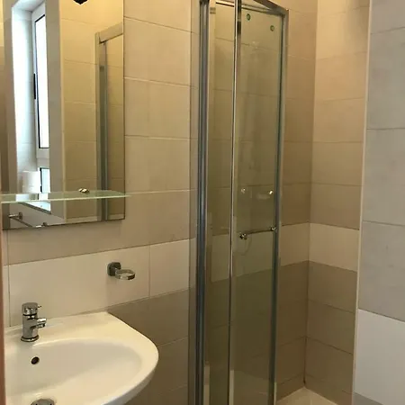 Don Mikiel Rua 5 Apartment *